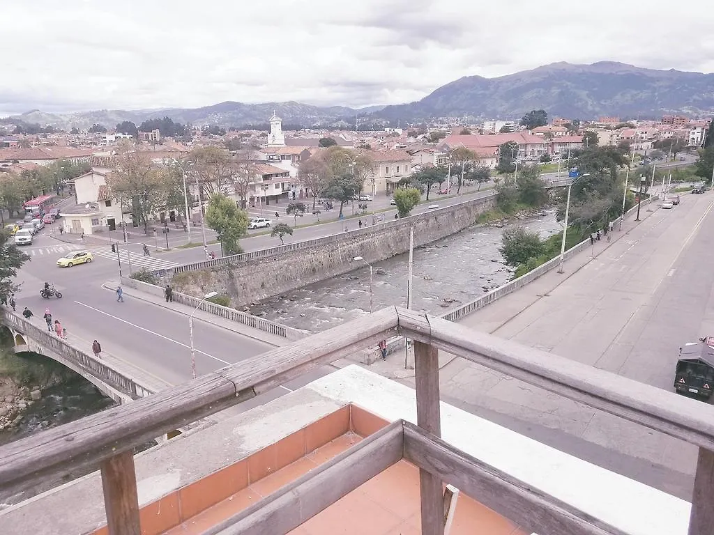 Mi Hotel El Puente Cuenca 0*,