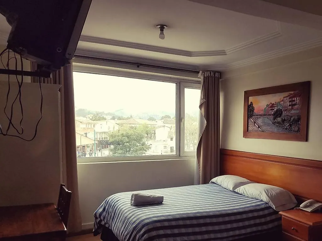 Mi Hotel El Puente 쿠엔카